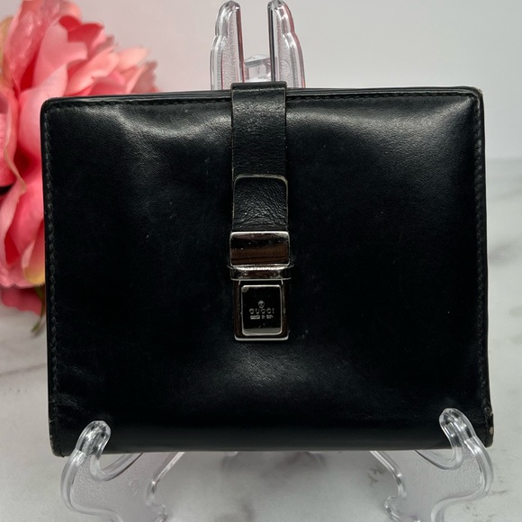 Vintage GUCCI Small Flap Bifold Wallet - Picture 14 of 14